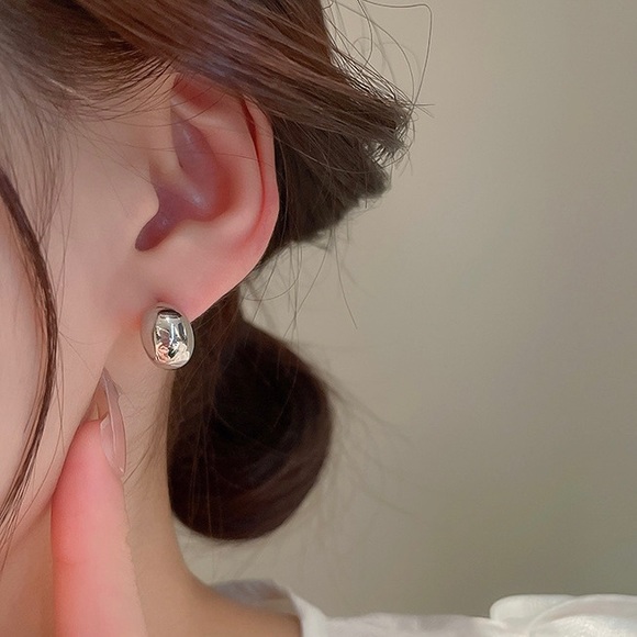 Jewelry - Silver Bean Fashion Earring